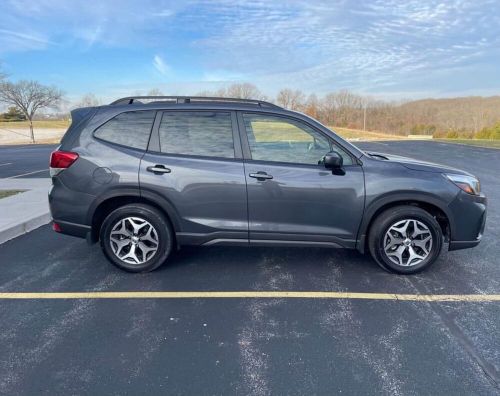 2021 subaru forester premium