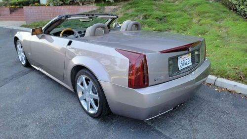 2005 cadillac xlr