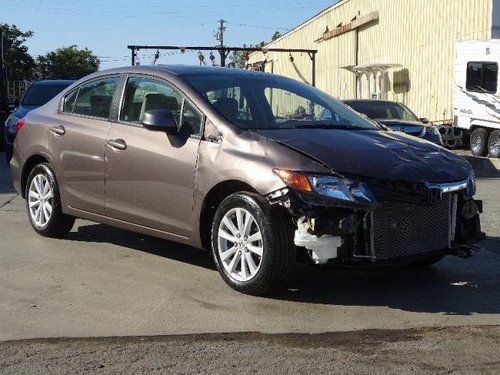 2012 honda civic sdn salavage repaiarable rebuilder only 5k miles runs!!!