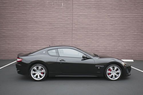 2013 maserati granturismo sport