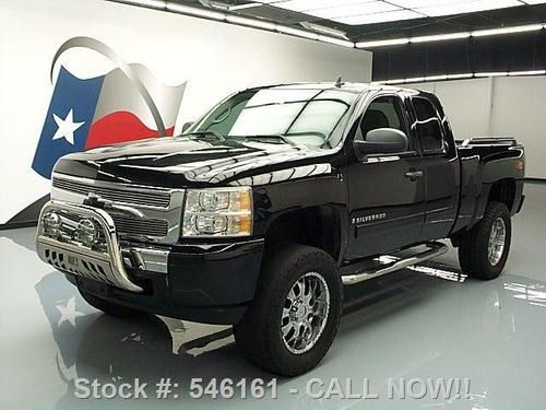 2007 chevy silverado lt ext cab z71 4x4 lifted 20's 82k texas direct auto