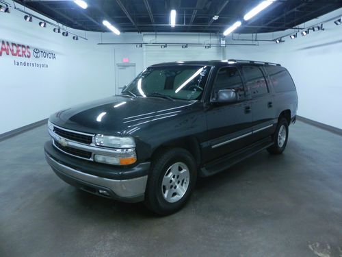 2004 chevrolet suburban 1500 ls 5.3l 8 passenger!