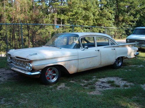 1959 chevrolet biscayne sedan*all original car*6 cyl*solid*manual trans*rat rod