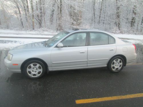 2001 hyundai elantra gls with sunroof--nice, reliable car--runs great