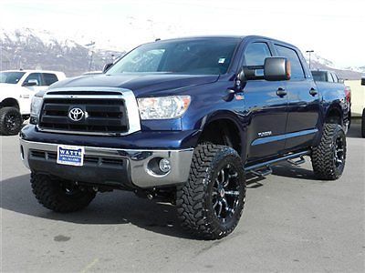 Tundra crew max trd off road 4x4 custom new lift wheels tires auto tow boards