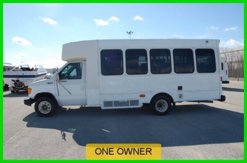 2004 shuttle bus party wheelchair lift activity transport church passenger va