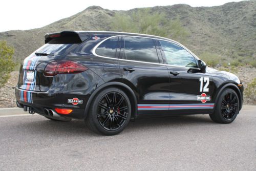 2012 porsche cayenne turbo sport utility 4-door 4.8l