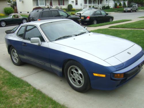 Porsche 944 new paint &amp; timing belt needs minor work low reserve