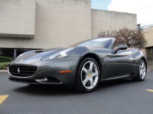 Beautiful 2011 ferrari california, just serviced!