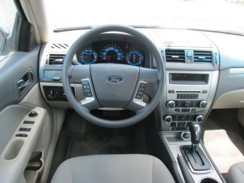 2011 ford fusion se