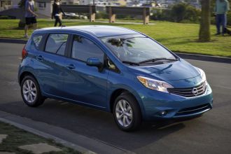 2014 nissan versa note sv