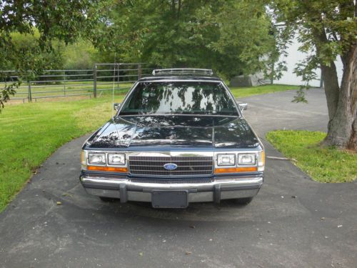 1991 Ford crown vic country squire lx #1