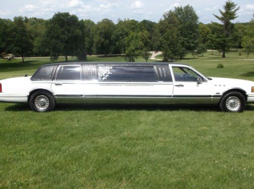 1994 lincoln limousine &#034;120&#034; 10 passenger-white w/ black top-grey leather seats