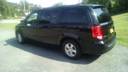 2012 dodge grand caravan sxt mini passenger van 4-door 3.6l