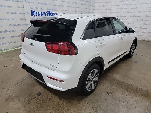 2017 kia niro fe