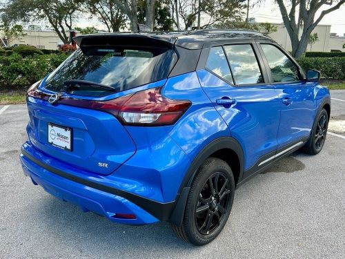 2024 nissan kicks sr