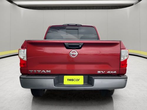 2019 nissan titan sv