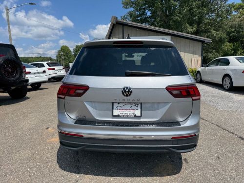 2022 volkswagen tiguan se