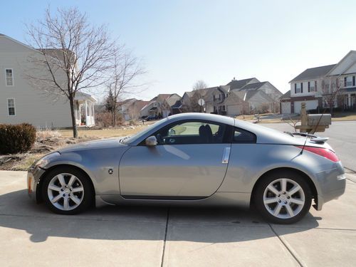 2005 nissan 350z base coupe 2-door 3.5l. rebuilt title.