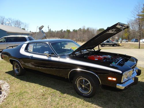 1974 plymouth roadrunner base coupe 2-door 6.6l