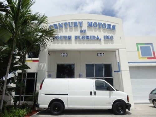 2001 chevrolet express cargo van 1500 135 wb 1-owner