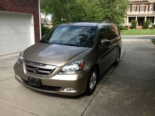 2005 honda odyssey touring minivan 5-door 3.5l - tan &amp; loaded