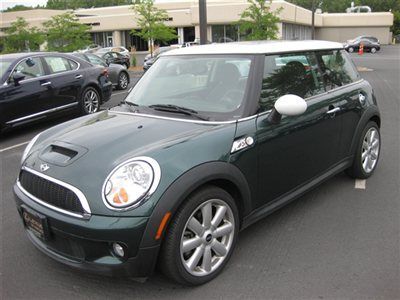2008 mini cooper s with 6 speed manual transmission. low miles at 26,782.