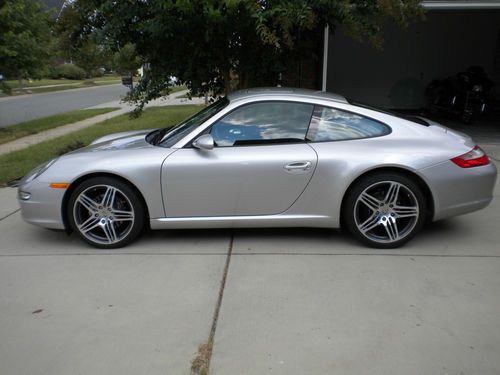 2008 porsche 911 carrera tiptronic 16k miles!