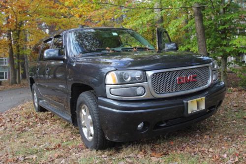 Gmc yukon denali awd charcoal metallic  gray leather 3rd row rear entertainment