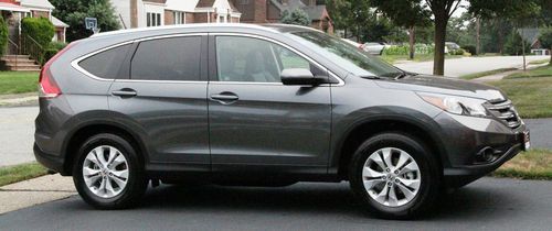 2012 honda cr-v exl loaded must see l@@k low 8500  miles