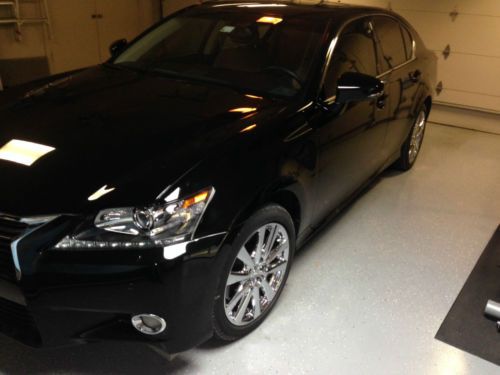 2013 lexus  gs350 awd  4-door 3.5l  7k miles