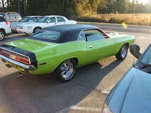 1970 dodge challenger se