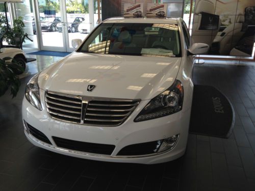 2014 hyundai equus signature sedan 4-door 5.0l