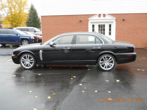 2009 jaguar xj vanden plas super v8 portfolio