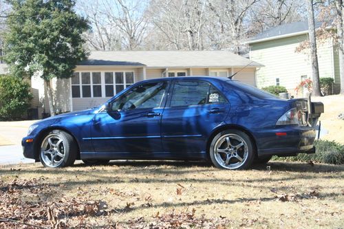 2004 lexus is300 base sedan 4-door 3.0l