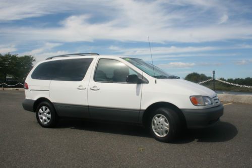 2002 toyota sienna ce mini passenger van 5-door 3.0l