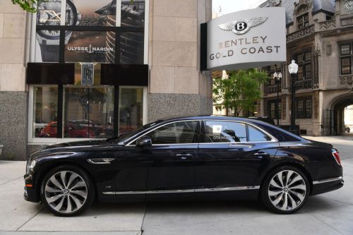 2022 bentley flying spur v8