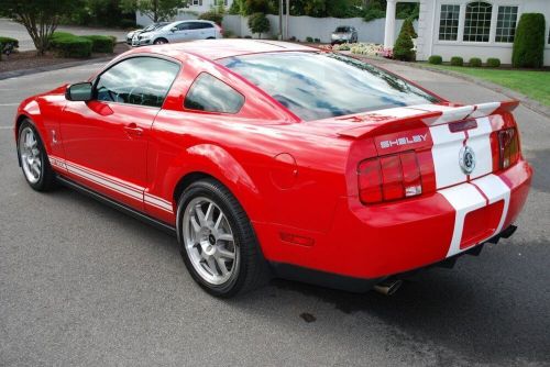 2007 ford mustang base 2dr coupe
