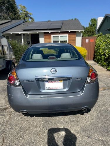 2011 nissan altima base