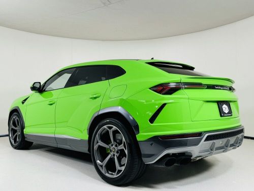 2019 lamborghini urus