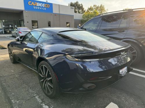 2018 aston martin db11 v8 coupe 2d