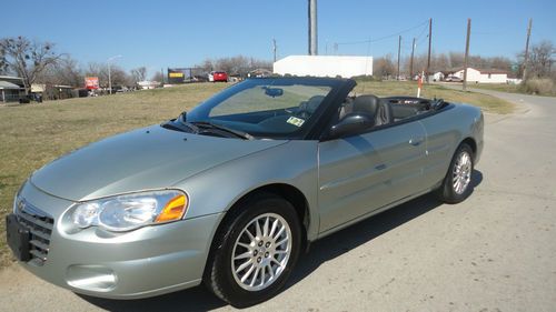 2006 chrysler sebring convertible / touring / 84k miles / clean title / beauty!!