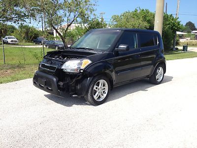 Kia soul salvage rebuildable repairable runs weekly payment or lawaway suv van s