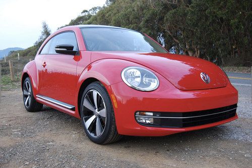 2012 volkswagen beetle turbo hatchback 2-door 2.0l