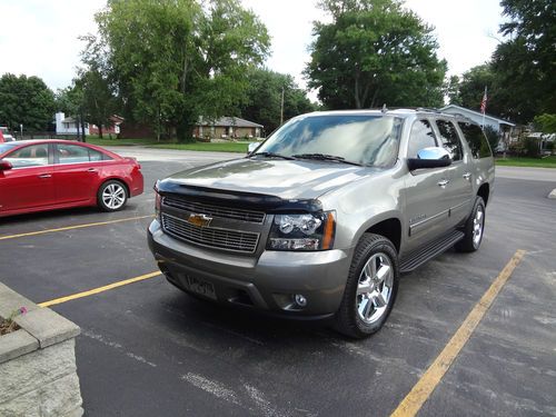 2012 chevrolet suburban 1/2 ton lt steel gray metallic  *nice*