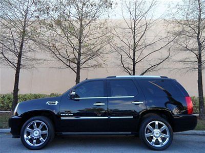 2011 cadillac escalade premium.