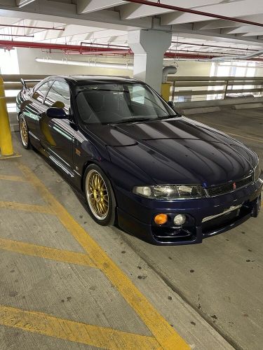 1996 nissan skyline