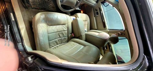 1999 lincoln town car signature