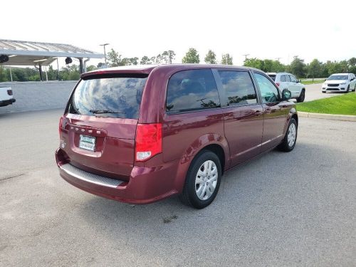 2018 dodge grand caravan se