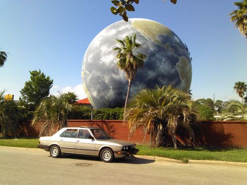 1987 bmw 528e base sedan 4-door 2.7l